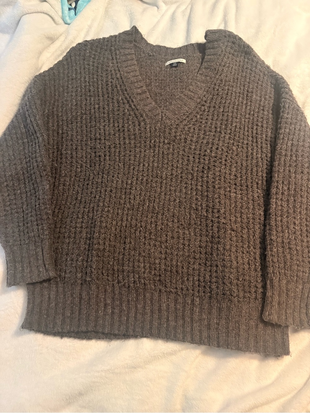 American Eagle V-Neck Chunky Waffle Knit Women's Sweater - Grey